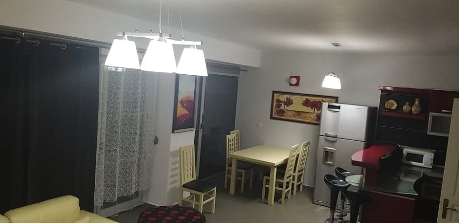 Tirane, jepet me qera apartament 3+1+Aneks+Ballkon Kati 9, 160 m² 800 € (Rruga e dibres)