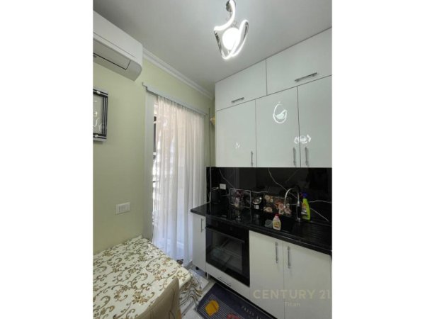 Tirane, shitet apartament 1+1+Ballkon Kati 3, 59 m² 125.000 € 