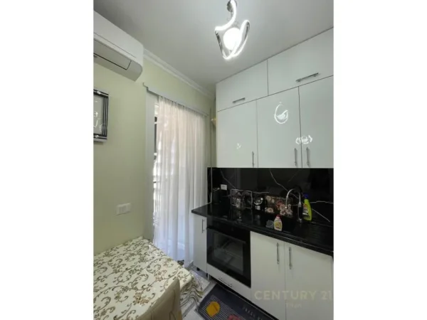 Tirane, shitet apartament 1+1+Ballkon Kati 3, 59 m² 125.000 € 