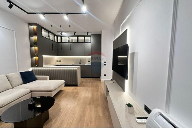 Tirane, jepet me qera apartament 2+1 , 87 m² 1.000 € (Porcelan)