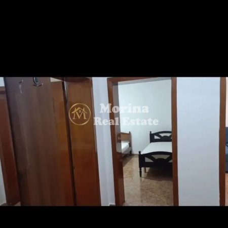 Tirane, jepet me qera apartament 2+1 Kati 3, 80 m² 450 € (Komisariati nr 4)
