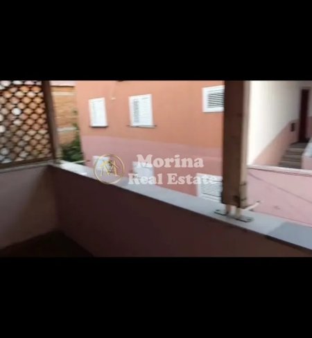 Tirane, jepet me qera apartament 2+1 Kati 3, 80 m² 450 € (Komisariati nr 4)