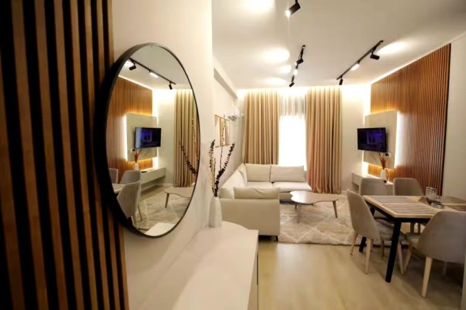 Tirane, jepet me qera apartament 3+1+Ballkon Kati 3, 130 m² 800 € (Rruga Vangjush Miho)