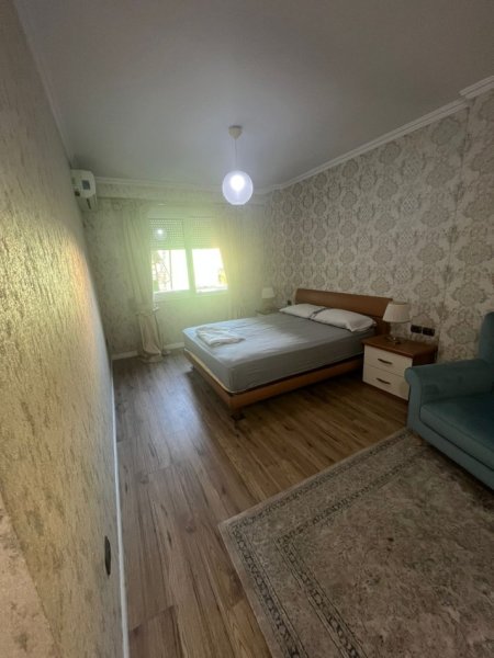 Tirane, shitet apartament 2+1 Kati 4, 125 m² (Ish-bllok, Rruga Brigada VIII)