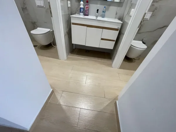 jepet me qera Njesi Biznesi, Rruga Bill Klinton