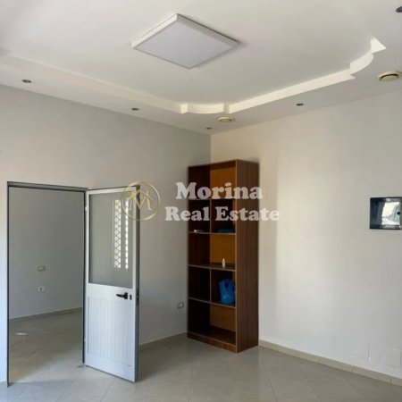 Tirane, jepet me qera ambjent biznesi Kati 1, 40 m² 550 € (Prokurorise Tirane, Rruga Haxhi Hysen Dalliu)