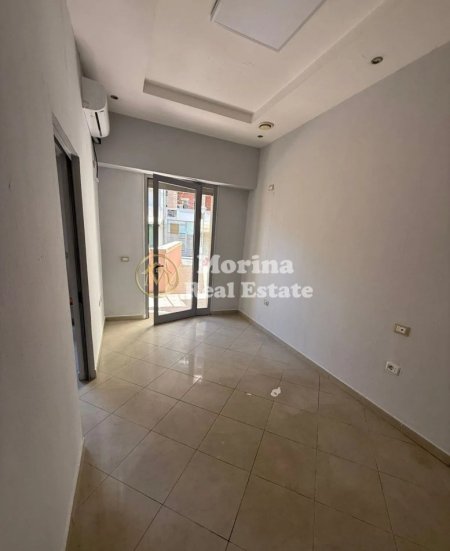 Tirane, jepet me qera ambjent biznesi Kati 1, 40 m² 550 € (Prokurorise Tirane, Rruga Haxhi Hysen Dalliu)
