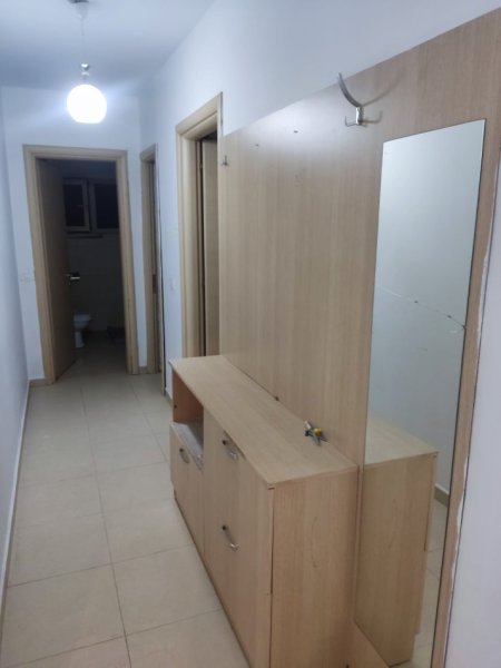 Tirane, jepet me qera apartament 2+1 Kati 1, 84 m² 380 € (astir)