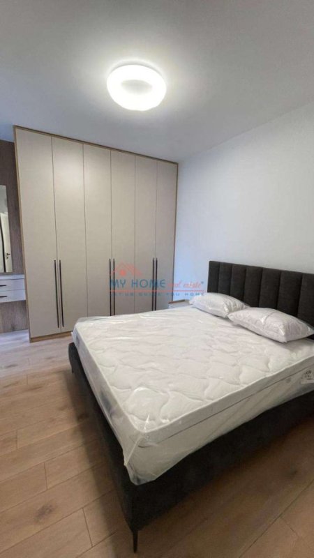 Apartament 1+1 + Post Parkimi me Qira Pazari i Ri Tirane