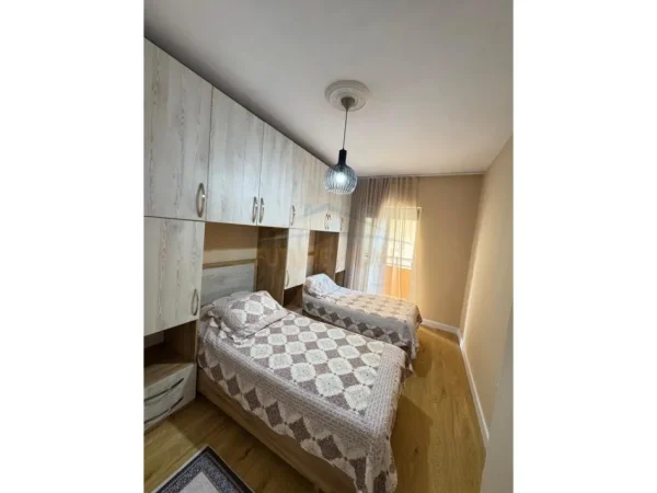 Tirane, shitet apartament 2+1 Kati 5, 88 m² 127.000 € 