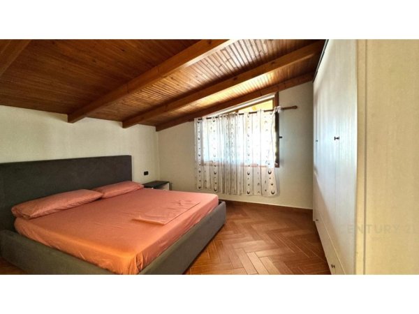 Tirane, jepet me qera apartament 3+1+Ballkon Kati 3, 170 m² 830 € (Vilat Gjermane)