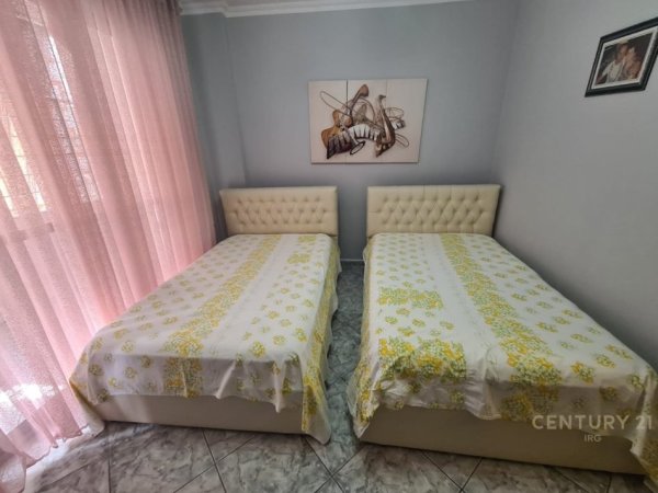 Tirane, jepet me qera apartament 2+1 Kati 3, 93 m² 750 € (21 dhjetori)