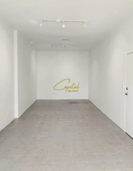 Tirane, jepet me qera ambjent biznesi Kati 0, 55 m² 800 € (RRUGA BARDHYL)