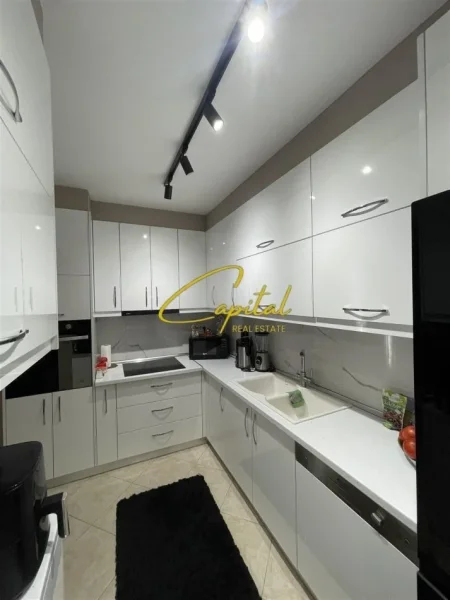 Tirane, shitet apartament 2+1 Kati 7, 86 m² 129.000 € (ASTIR)