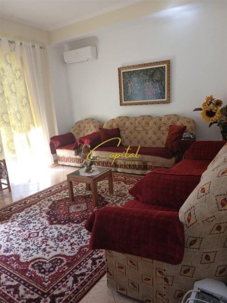 Tirane, jepet me qera apartament 2+1 Kati 2, 85 m² 500 € (5 MAJI)