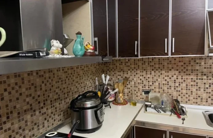 Tirane, shitet apartament 3+1 Kati 2, 158 m² 288.000 € (ASTIR)