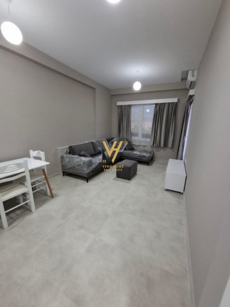 Tirane, jepet me qera apartament 1+1+Ballkon Kati 6, 60 m² 560 € (PRANE BIRRA TIRANA)