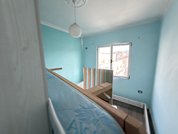 Tirane, jepet me qera apartament 2+1 Kati 5, 550 €