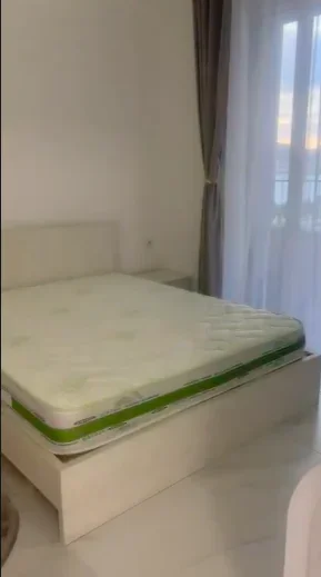 Tirane, jepet me qera apartament 1+1 Kati 3, 70 m² 400 € (univers city)