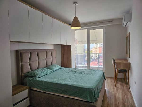 Tirane, jepet me qera apartament 1+1+Aneks+Ballkon Kati 7, 65 m² 500 € 