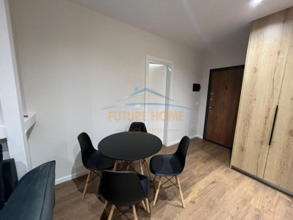 Tirane, jepet me qera apartament 1+1 , 56 m² 500 € 