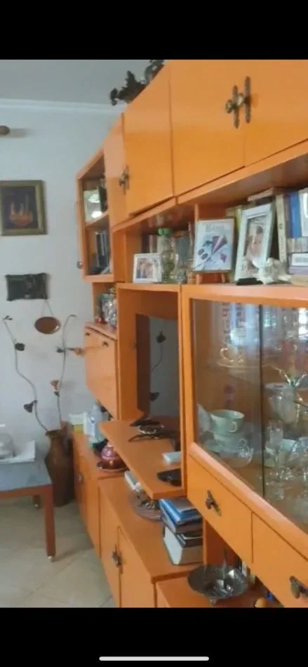 Tirane, jepet me qera apartament 2+1+Ballkon Kati 1, 75 m² 500 € (MEDRESE)