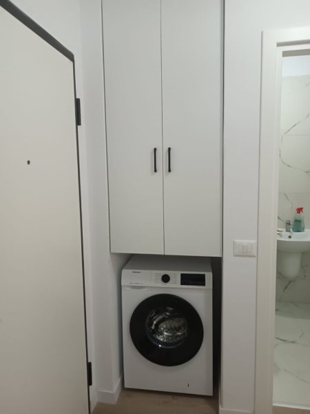 Tirane, jepet me qera apartament 1+1+ parking  Kati 2, (Univeristy City) perballë shkollës