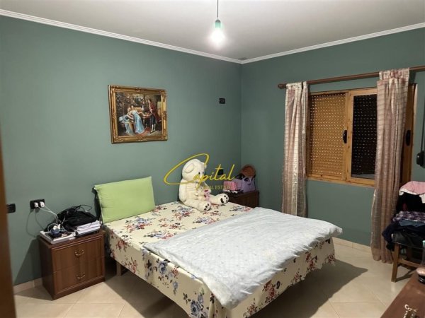 Tirane, jepet me qera apartament 2+1 Kati 1, 110 m² 600 € (QYTET STUDENTI)