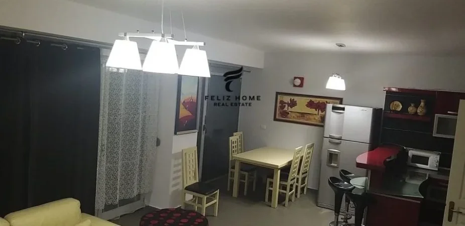 Tirane, jap me qera apartament 3+1 Kati 9, 160 m² 800 € (PAZARI I RI)
