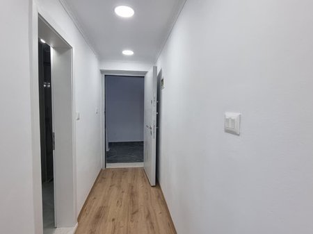 Shitet, Apartament 2+1, Stadiumi Dinamo, Tirane.