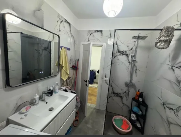 Porcelan, Shitet apartament 2+1 Kati 8, 90 m² 155000 €