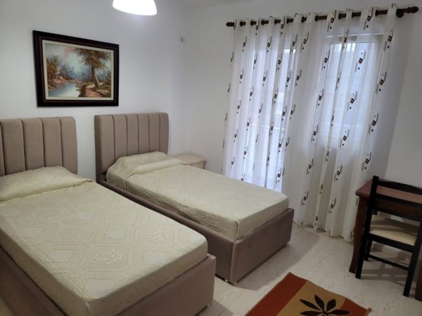 Tirane, jepet me qera apartament 2+1 Kati 5, 80 m² 650 € (Rruga Mine Peza)