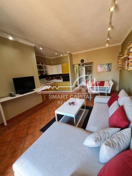 Vlore, jepet me qera apartament 1+1+Ballkon Kati 2, 76 m² 300 € 