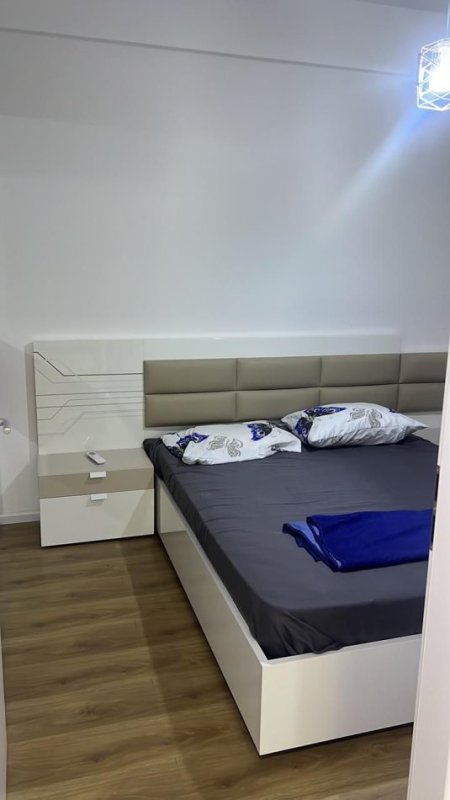 Tirane, jepet me qera apartament 1+1 Kati 1, 400 € 