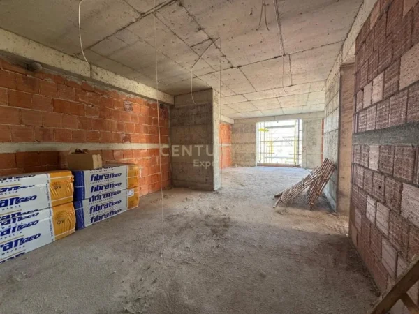 Tirane, shitet apartament 3+1+Aneks+Ballkon Kati 6, 125 m² 500.000 € (Sheshi Sekenderbej)