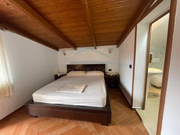 Tirane, jepet me qera apartament 3+1 Kati 3, 167 m² 800 € (VILAT GJERMANE)