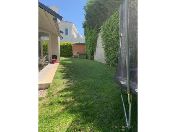 Tirane, shitet Vile 3 Katshe Kati 3, 688 m² 1.500.000 € (Rolling Hills)