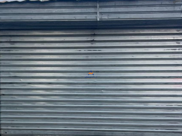 Tirane, jepet me qera ambjent biznesi Kati 0, 100 m² 450 € (DON BOSKO)