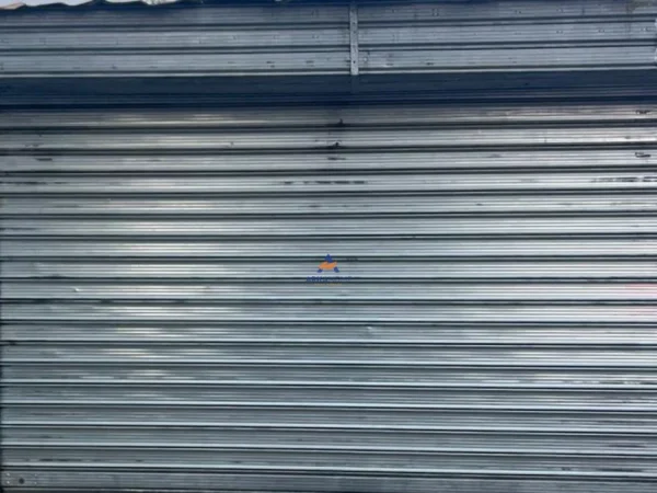 Tirane, jepet me qera ambjent biznesi Kati 0, 100 m² 450 € (DON BOSKO)