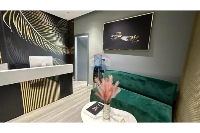 Tirane, shitet ambjent biznesi , 77 m² 