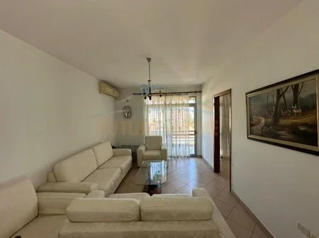 Tirane, shitet apartament 1+1+Ballkon Kati 5, 94 m² 210.000 € 