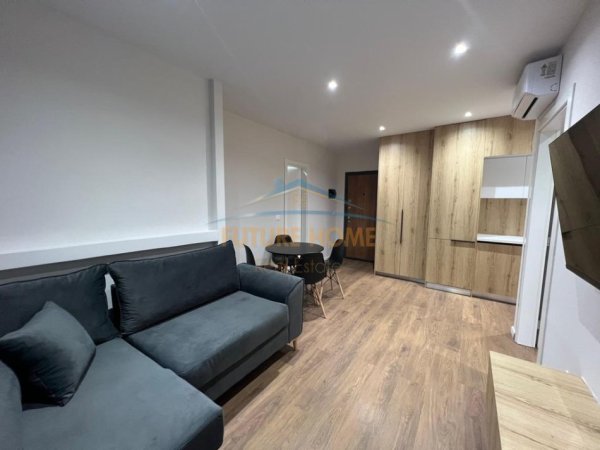 Tirane, jepet me qera apartament 1+1 Kati 9, 56 m² 500 € (ASTIR)