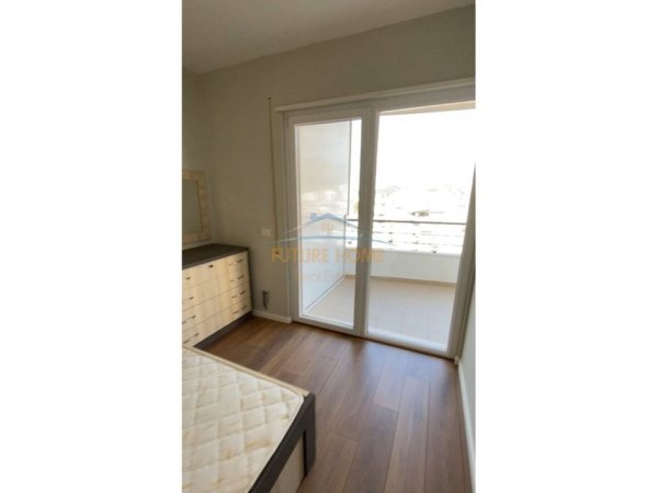 Tirane, shitet apartament 1+1 Kati 5, 58 m² 92.000 € (Rruga e Dajtit , Prane Restorant Fresk)
