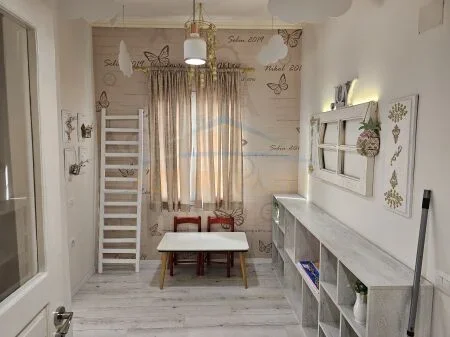 Tirane, shitet apartament 2+1 Kati 4, 100 m² 175.000 € 