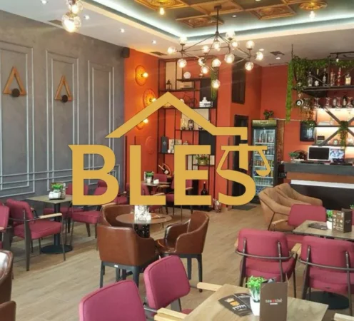 Tirane, shitet bar-kafe Kati 0, 62 m²