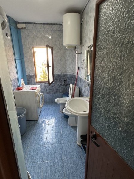 Tirane, jepet me qera apartament 2+1 Kati 4, 86 m² 500 € (DON BOSKO)