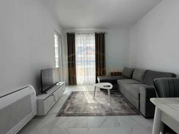 Tirane, jepet me qera apartament 1+1 Kati 3, 64 m² 420 € (QTU , Univers City)