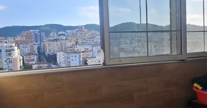 Tirane, shitet apartament 2+1 , 125 m² 318.000 € (komuna parisit)