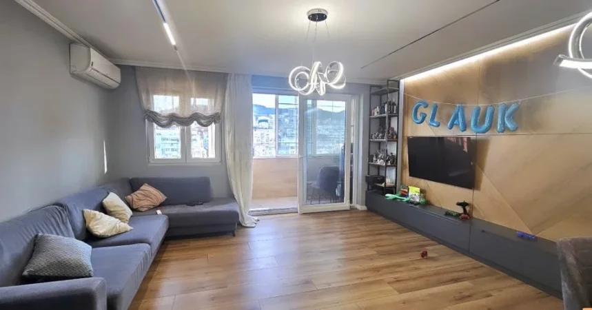 Tirane, shitet apartament 2+1 , 125 m² 318.000 € (komuna parisit)