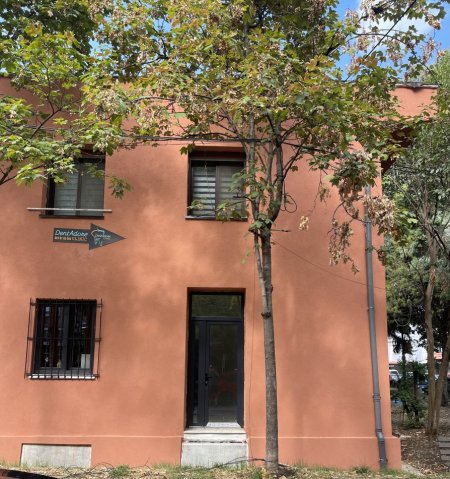 Tirane, jepet me qera dyqan Kati 0, 50 m² 700 € (Rruga Mihal Popu)